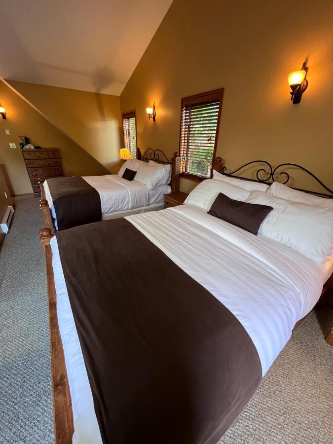 Sunshine Coast Resort Madeira Park Exterior foto